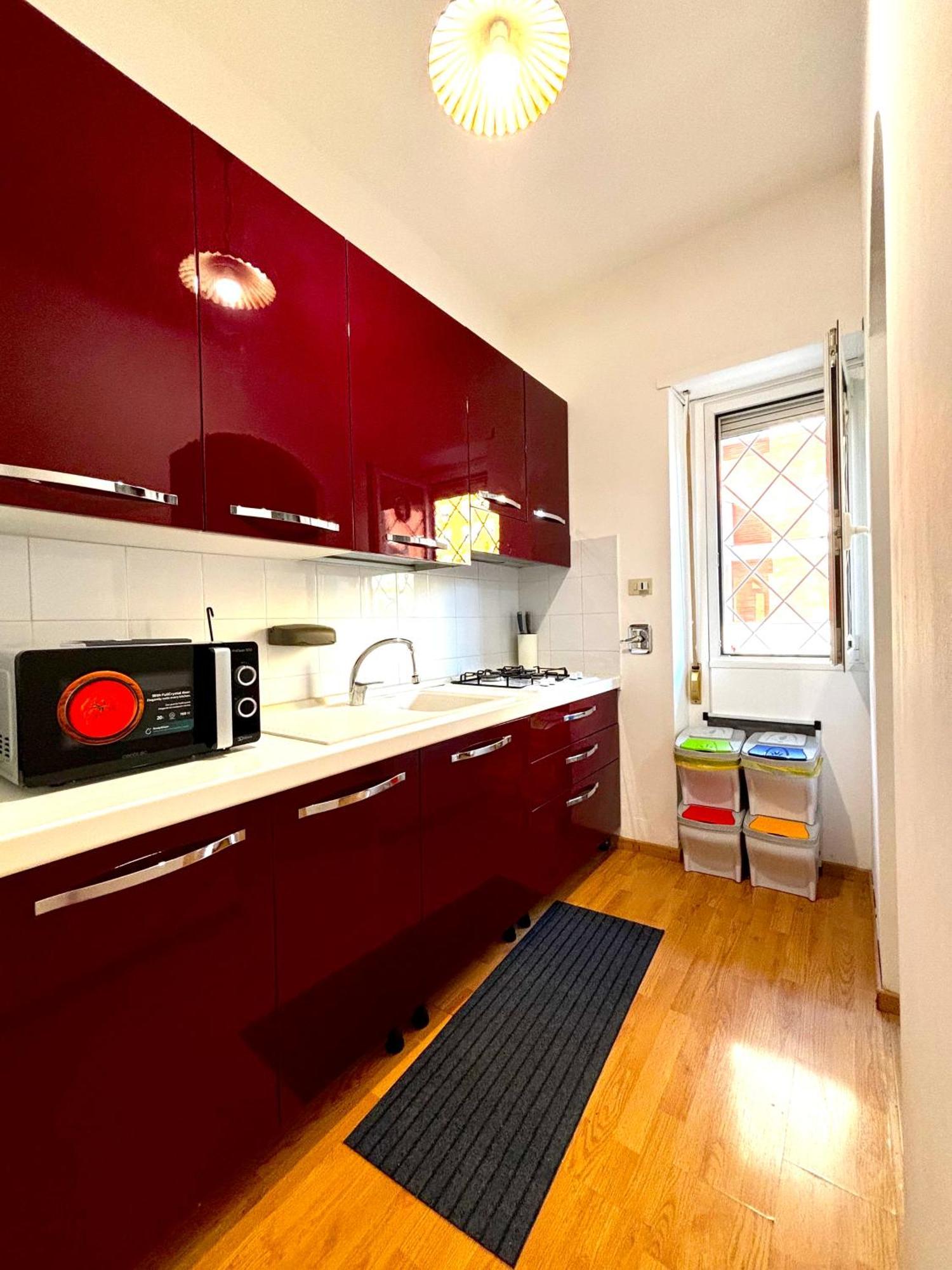 Gecko, Cozy At 5min From Metro, Bus, Tram Apartment Rome